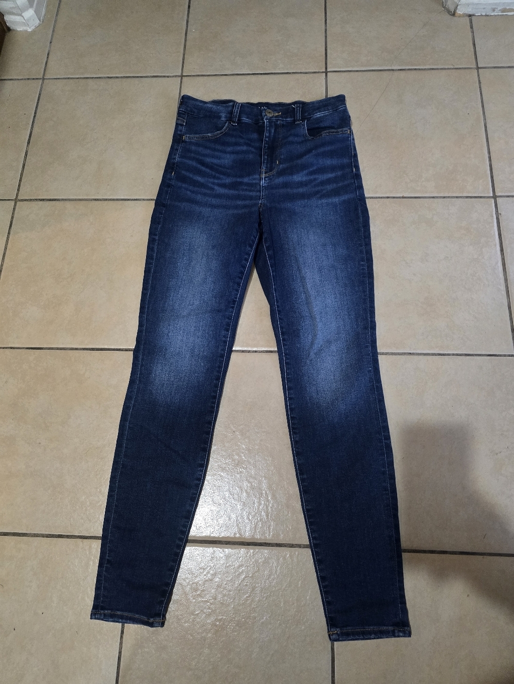 American Eagle Women’s Dark Blue High-Rise Skinny Jeans Size 6